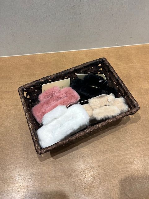 【モコモコ】今から使える秋・冬アクセ　入荷致しました！