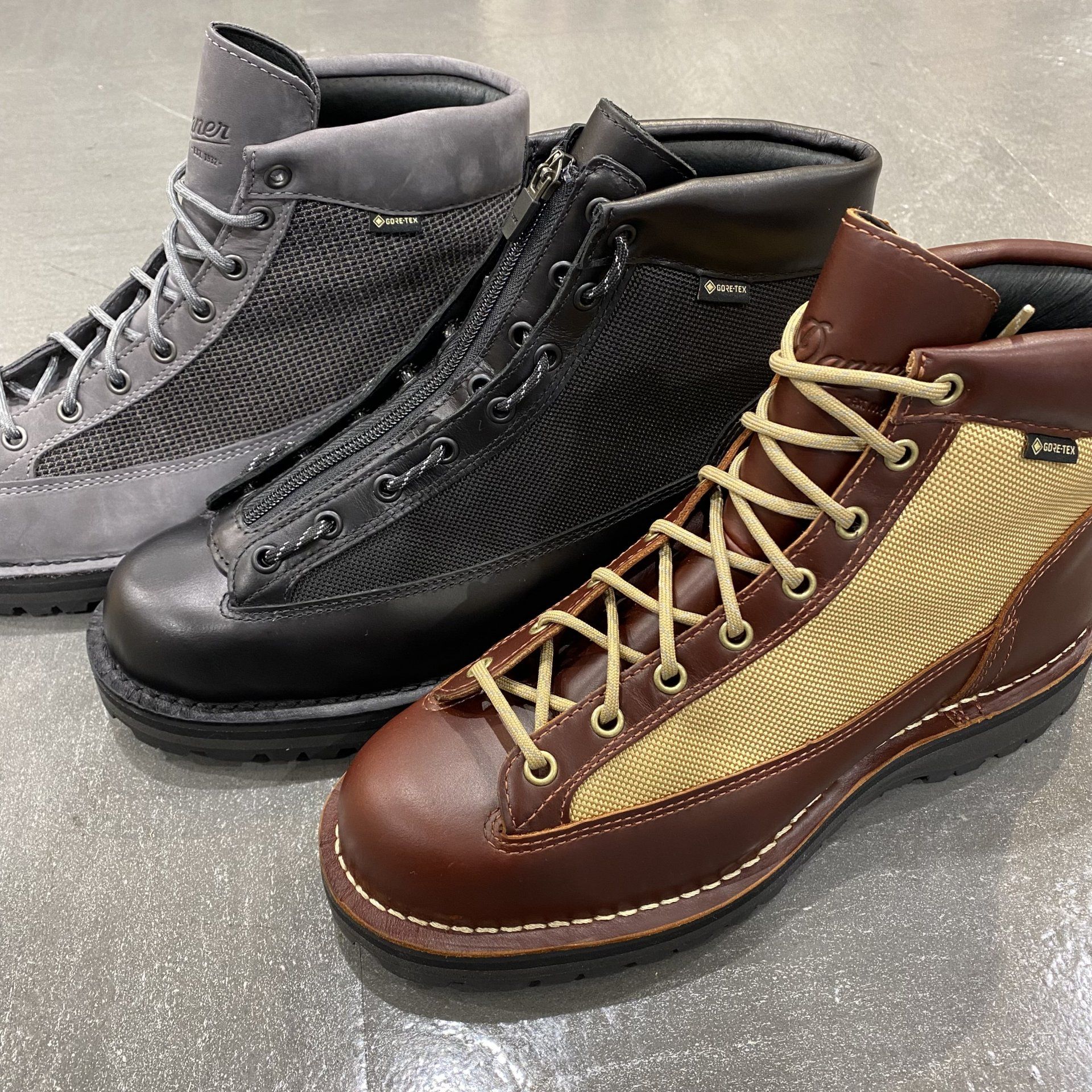 《  DANNER FIELD R  》